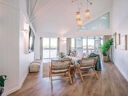 Novotel Sunshine Coast Resort