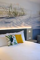 Novotel Sunshine Coast Resort