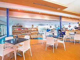 Novotel Sunshine Coast Resort