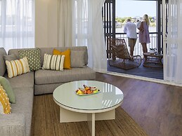 Novotel Sunshine Coast Resort