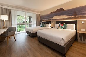 Novotel Sunshine Coast Resort