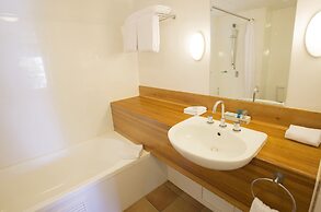 Novotel Sunshine Coast Resort