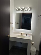 Days Inn by Wyndham Jamestown