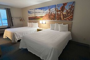 Days Inn by Wyndham Jamestown