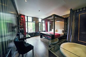 The Pavilions Amsterdam, The Toren