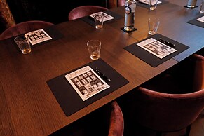 The Pavilions Amsterdam, The Toren