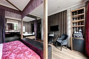 The Pavilions Amsterdam, The Toren