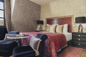 The Pavilions Amsterdam, The Toren