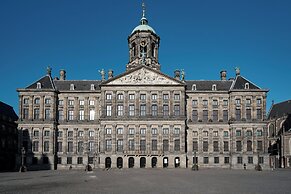 The Pavilions Amsterdam, The Toren