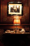 The Pavilions Amsterdam, The Toren