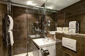 The Pavilions Amsterdam, The Toren