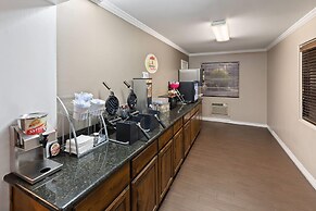 Super 8 by Wyndham Temple S. General Bruce