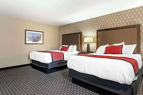 Best Western Plus Ramkota Hotel