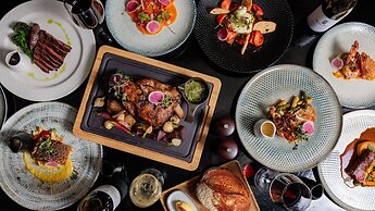 InterContinental Sanctuary Cove Resort by IHG