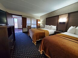 Crossroads Hotel & Watertown Event Center