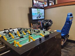 Crossroads Hotel & Watertown Event Center