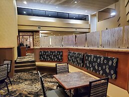 Crossroads Hotel & Watertown Event Center