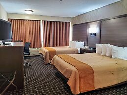 Crossroads Hotel & Watertown Event Center