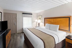 Baymont by Wyndham Knoxville I-75