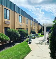 Clarion Hotel & Conference Center