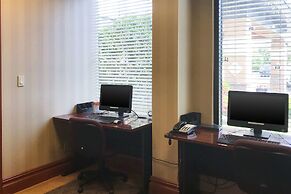 Clarion Hotel & Conference Center