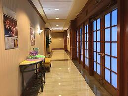 Clarion Hotel & Conference Center