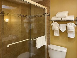 Clarion Hotel & Conference Center