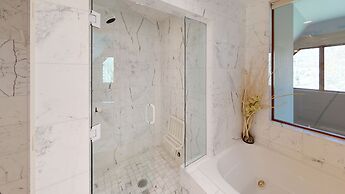 Vail Residences at Cascade Village, a Destination by Hyatt Residence