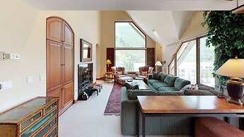 Vail Residences at Cascade Village, a Destination by Hyatt Residence