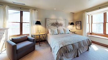 Vail Residences at Cascade Village, a Destination by Hyatt Residence