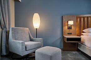 DoubleTree by Hilton Chatsworth