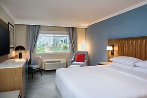 DoubleTree by Hilton Chatsworth