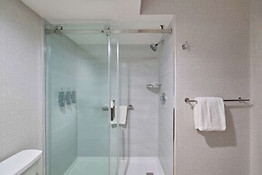 DoubleTree by Hilton Chatsworth