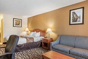 Quality Inn Charleston - Sikeston