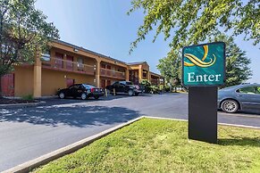 Quality Inn Charleston - Sikeston