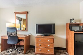 Quality Inn Charleston - Sikeston
