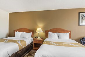 Quality Inn Charleston - Sikeston