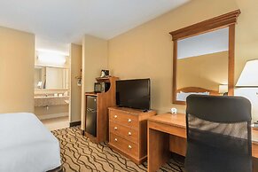 Quality Inn Charleston - Sikeston