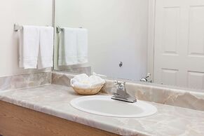 Days Inn by Wyndham Castaic Six Flags Magic Mountain