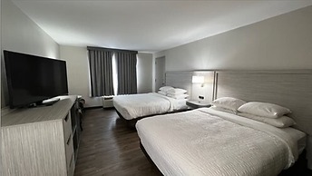 Clarion Pointe Sylva near Cherokee Area