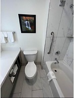 Clarion Pointe Sylva near Cherokee Area