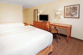 La Quinta Inn & Suites by Wyndham Salt Lake City - Layton
