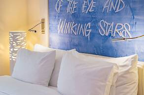 Hotel N'vY