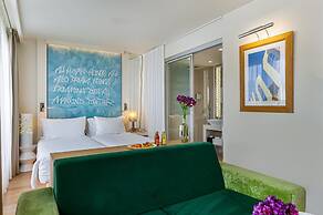Hotel N'vY