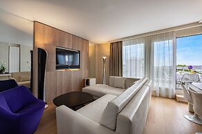 Hotel N'vY