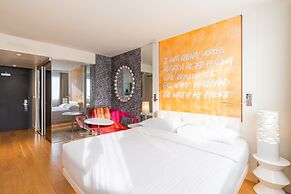 Hotel N'vY