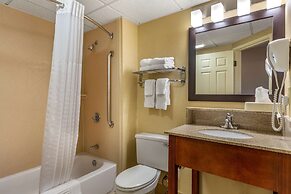 Comfort Inn Rockland - Boston