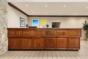 Days Inn by Wyndham Lexington