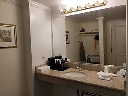 Clarion Inn Near China Lake Naval Station