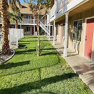 Clarion Inn Near China Lake Naval Station